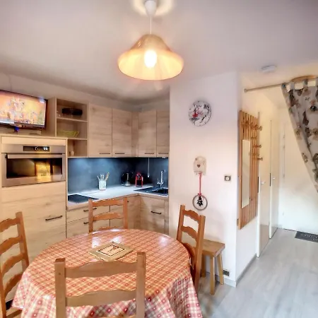 2 Pieces 4 Couchages, Aux Pieds, 1 * Saint-Martin-de-Belleville